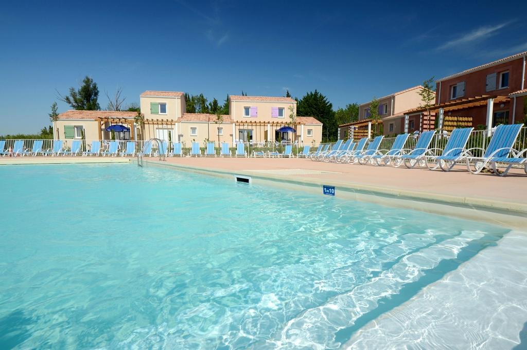 Résidence Odalys Le Mas des Alpilles Paradou Exterior foto