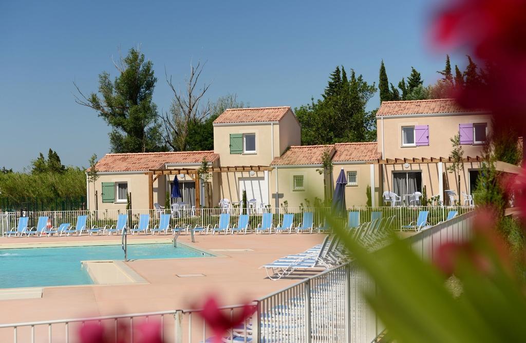 Résidence Odalys Le Mas des Alpilles Paradou Exterior foto