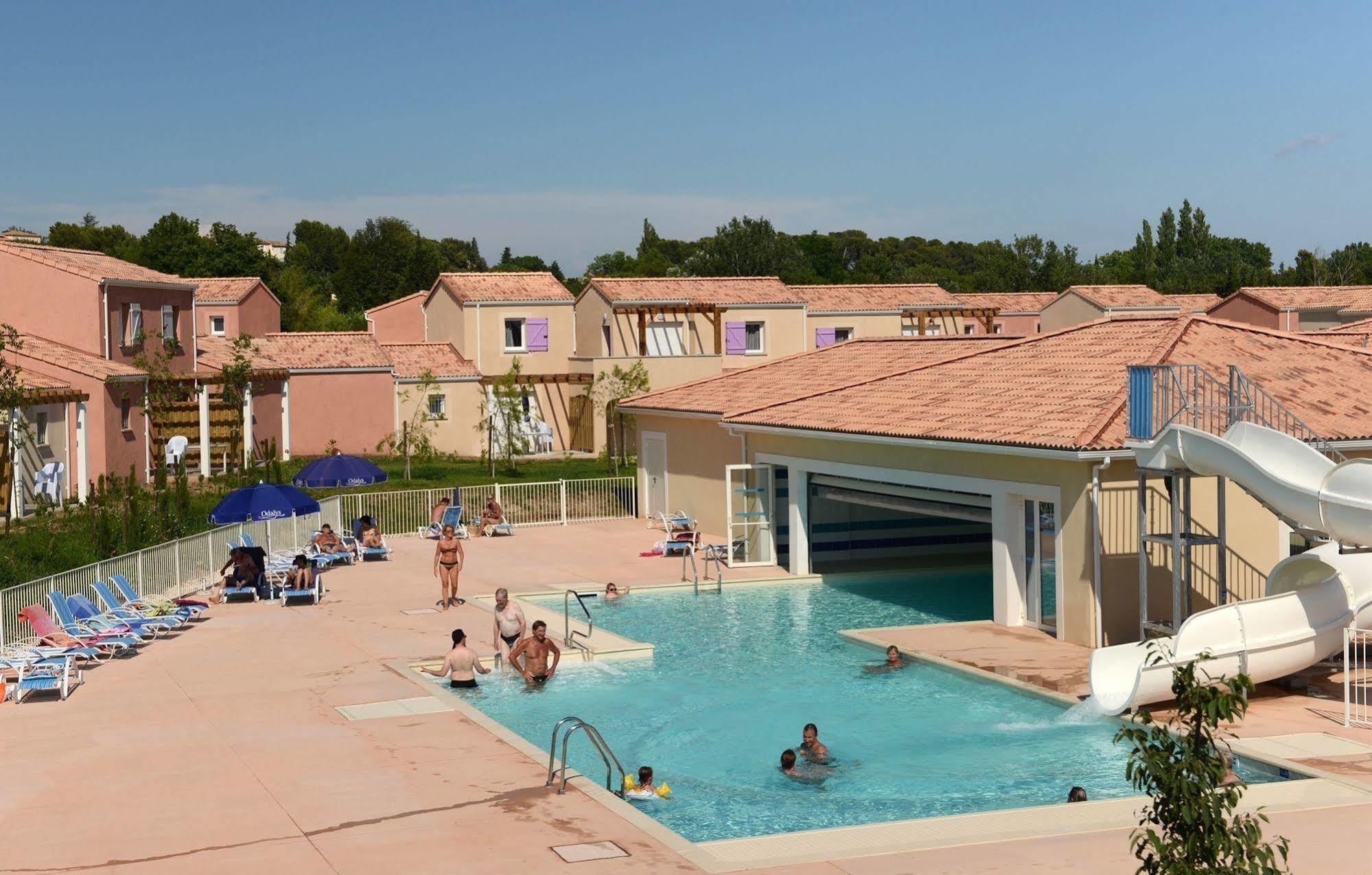 Résidence Odalys Le Mas des Alpilles Paradou Exterior foto